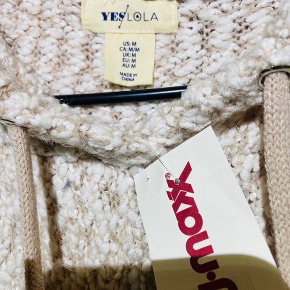 Pullover Sweater NWT - Picture 3 of 4